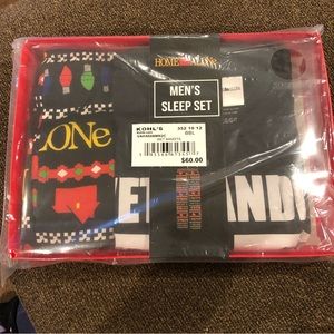 Home Alone Pajama set.  Size L.  New in box